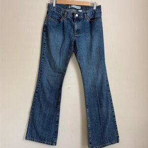 Y2K GAP low rise flare medium wash Rory Gilmore 2004